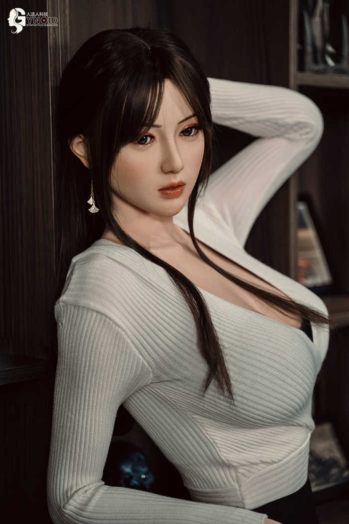 Gynoid Doll 168 cm Deluxe Silicone - Leyla