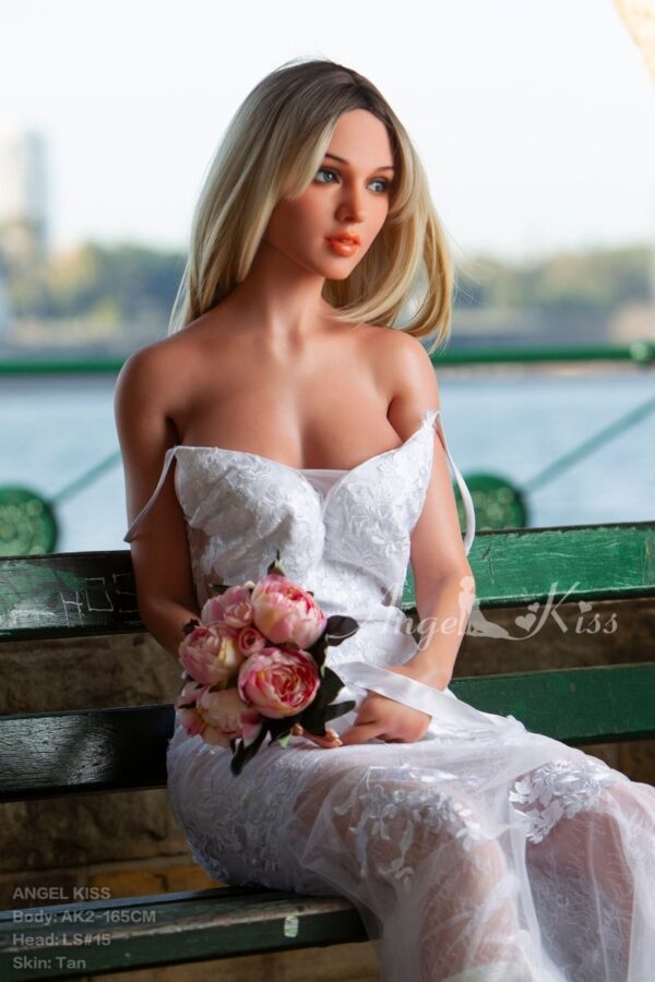 Angelkiss Doll 165 cm Silicone - Maddison Sydney - FRISKY BUSINESS SG
