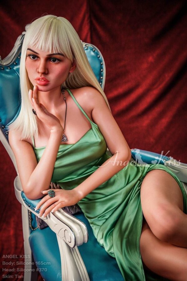 Angelkiss Doll 165 cm Silicone - Mei - FRISKY BUSINESS SG