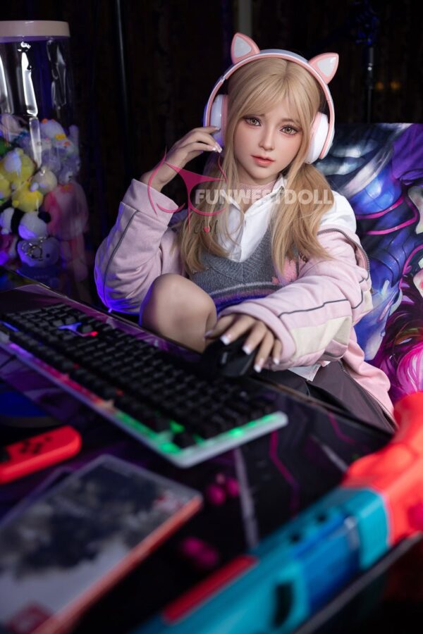 FunWest Doll 159 cm A TPE - Alice - FRISKY BUSINESS SG