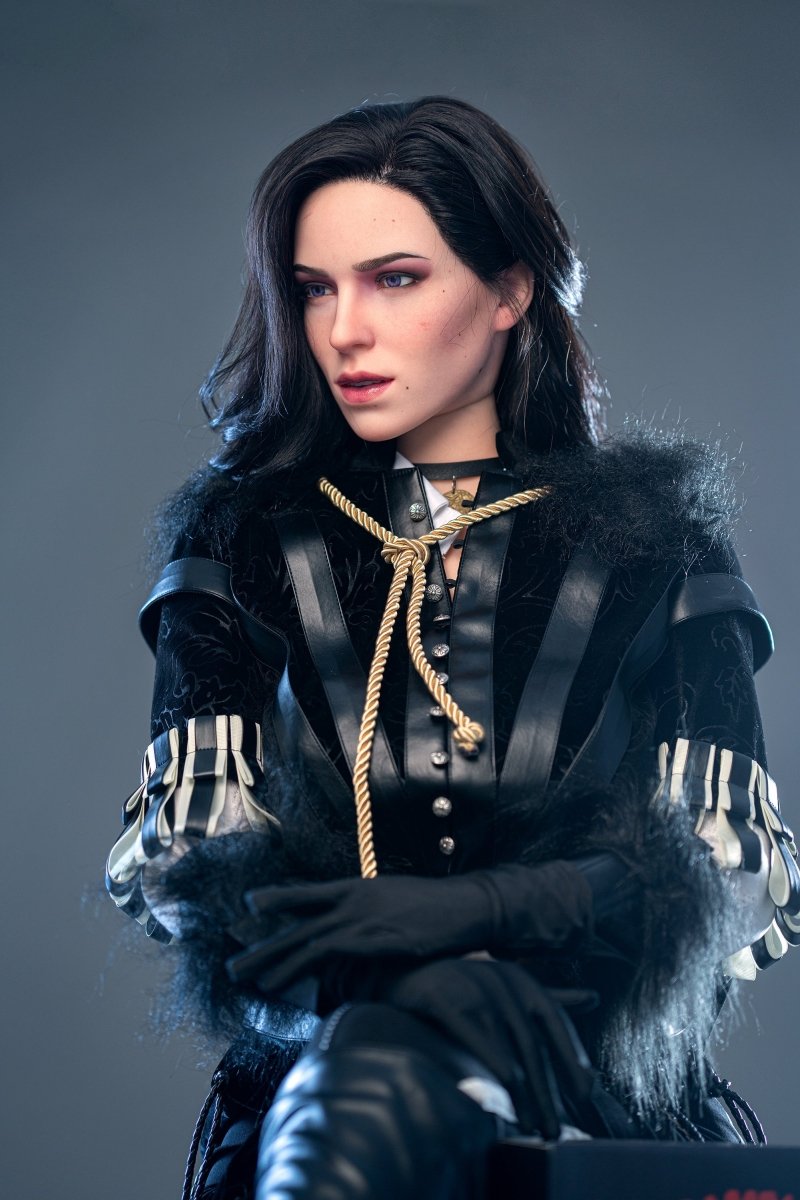 Game Lady 168 cm D Silicone - Yennefer - FRISKY BUSINESS SG