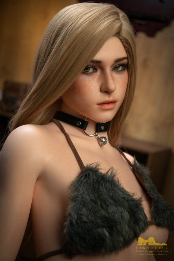 Irontech Doll 163 cm C Silicone - Flora - FRISKY BUSINESS SG
