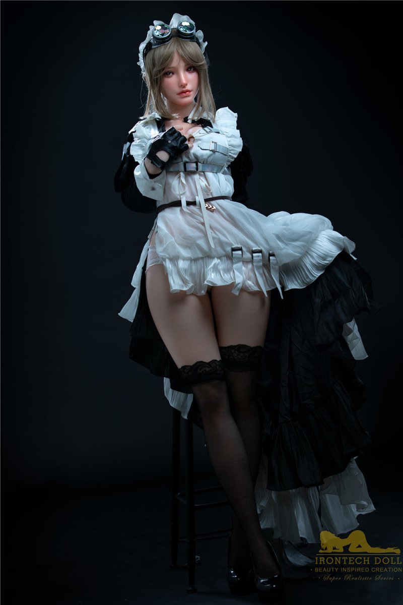 Irontech Doll 165 cm F Silicone - Eva Servant - FRISKY BUSINESS SG