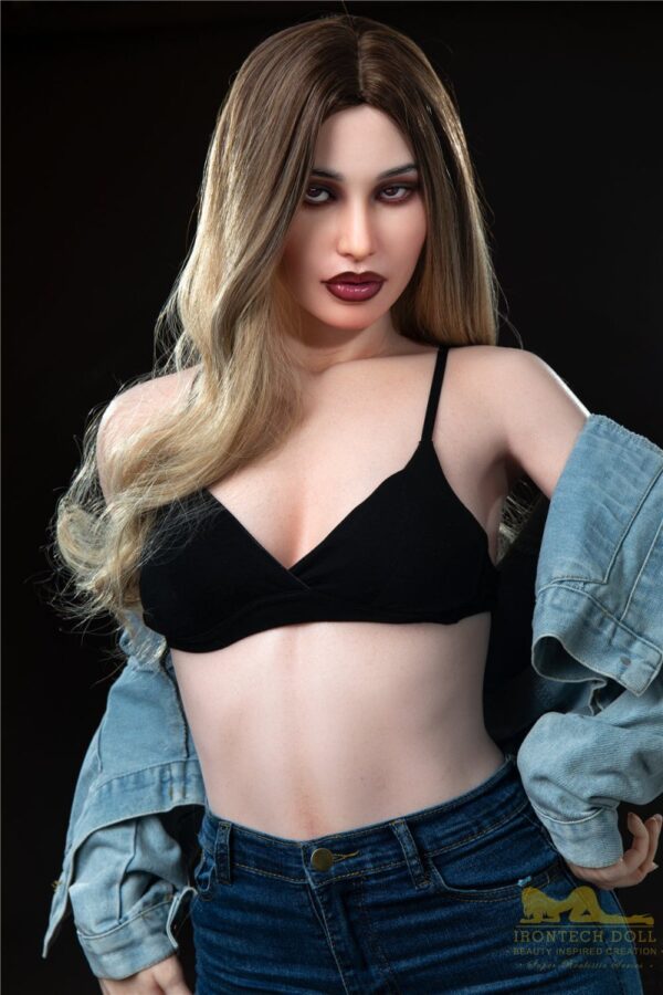 Irontech Doll 168 cm Silicone - Nola - FRISKY BUSINESS SG