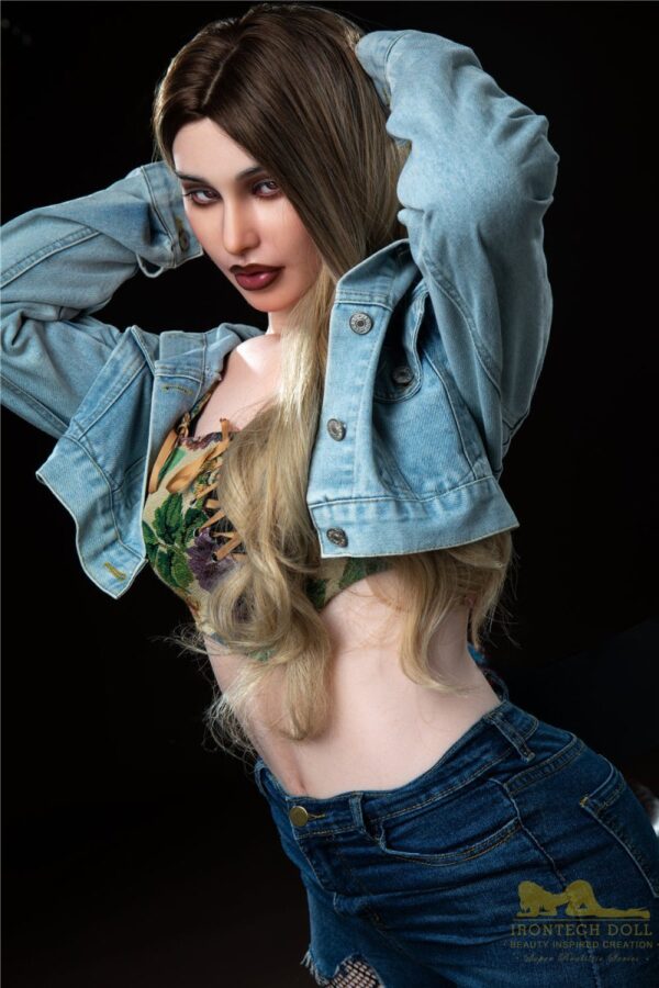 Irontech Doll 168 cm Silicone - Nola - FRISKY BUSINESS SG