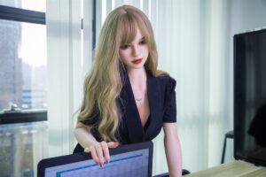 QITA Doll 164 cm Silicone - Joanna - FRISKY BUSINESS SG