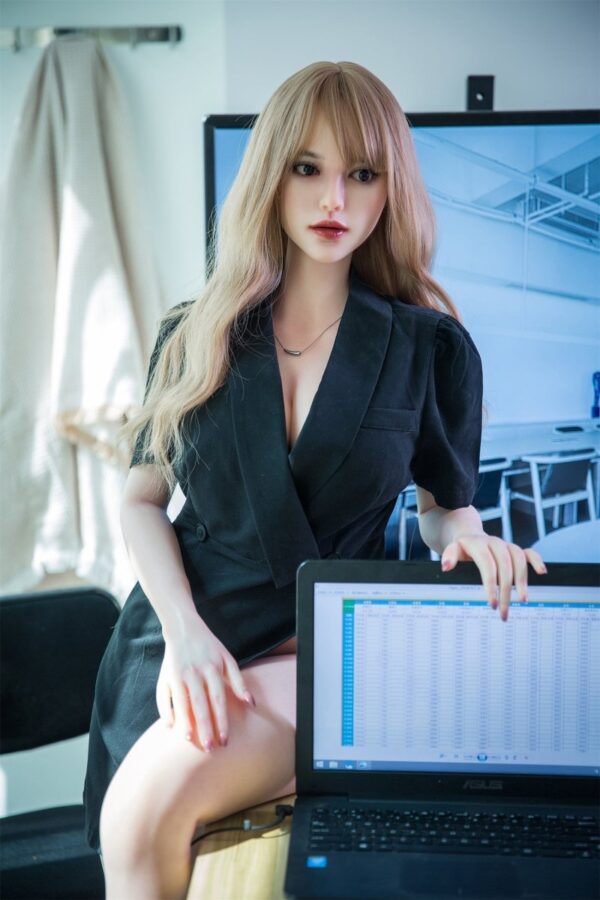 QITA Doll 164 cm Silicone - Joanna - FRISKY BUSINESS SG