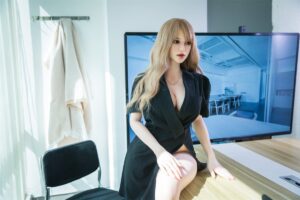 QITA Doll 164 cm Silicone - Joanna - FRISKY BUSINESS SG
