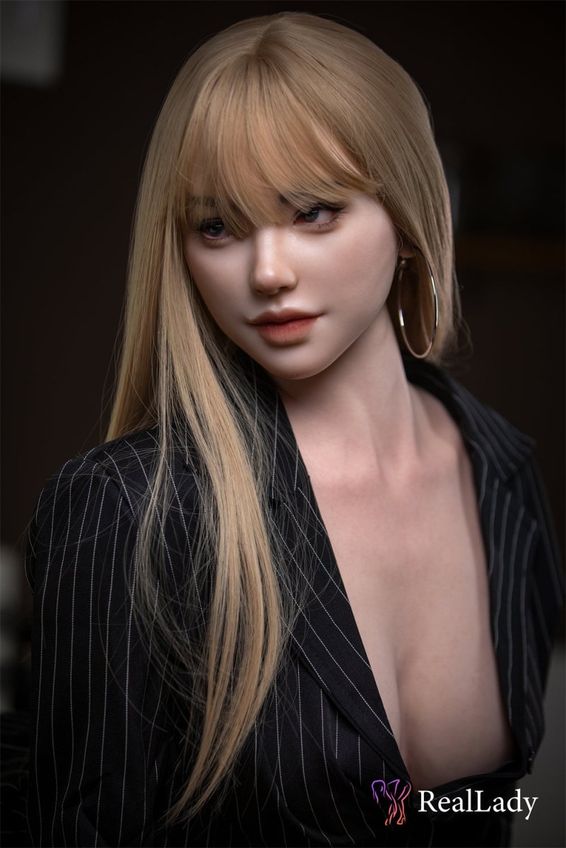 RealLady 170 cm Silicone - Layla - FRISKY BUSINESS SG