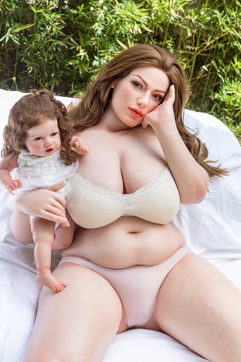 Starpery 161 cm H - BBW Amy - FRISKY BUSINESS SG