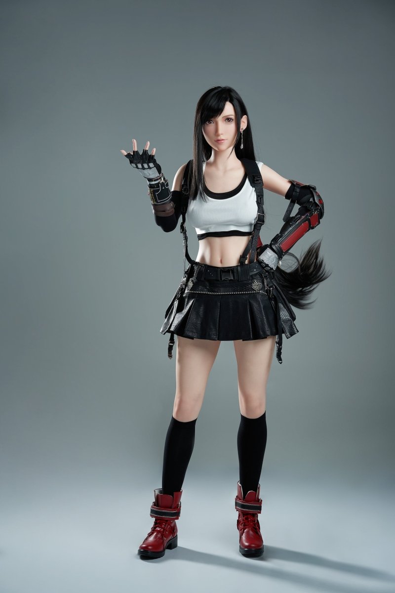 Tifa's Attire - FRISKY BUSINESS SG