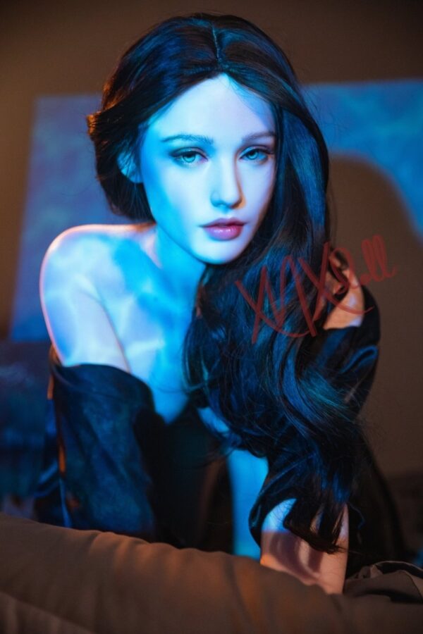 XNX Doll 149 cm X7 Silicone - Cara - FRISKY BUSINESS SG