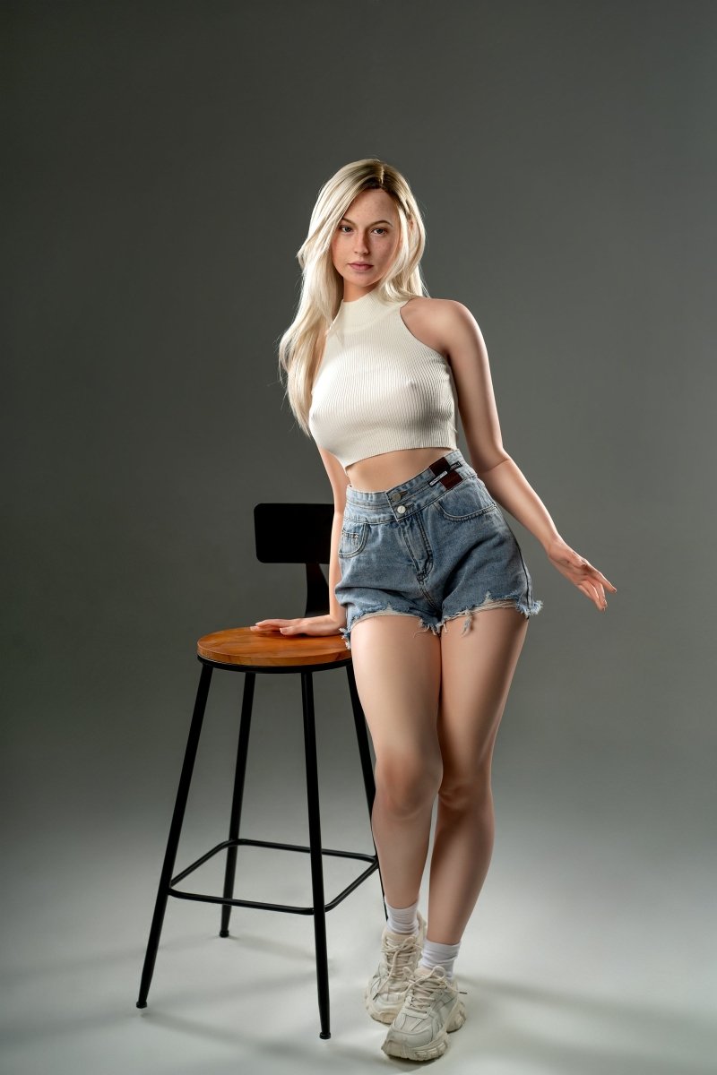 Zelex Doll 175 cm E Silicone - Evelina - FRISKY BUSINESS SG